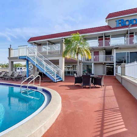 Rodeway Inn Clearwater-Largo Экстерьер фото